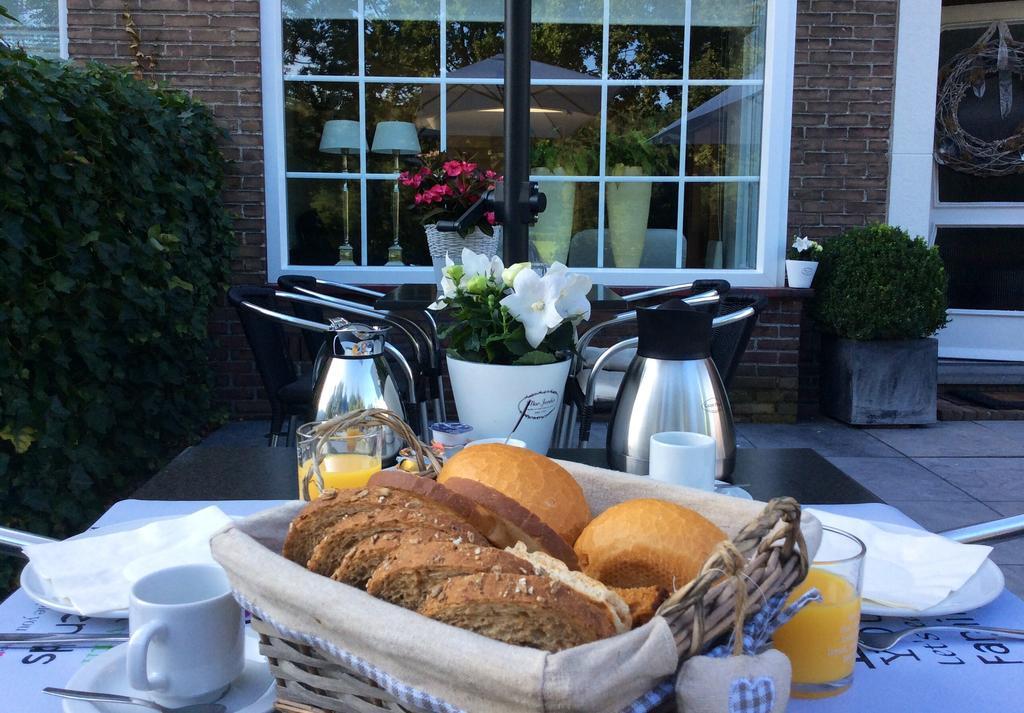 Hotel Pension Oranje Valkenburg aan de Geul Exteriör bild