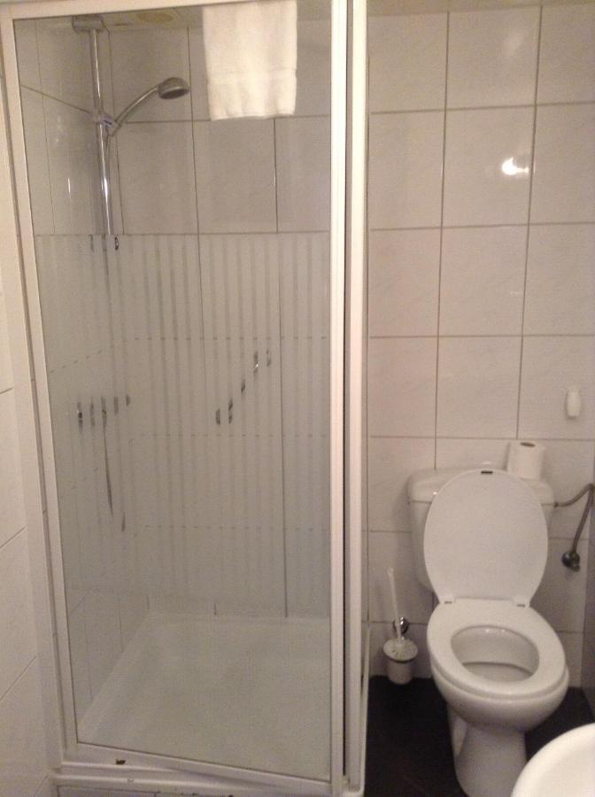 Hotel Pension Oranje Valkenburg aan de Geul Rum bild